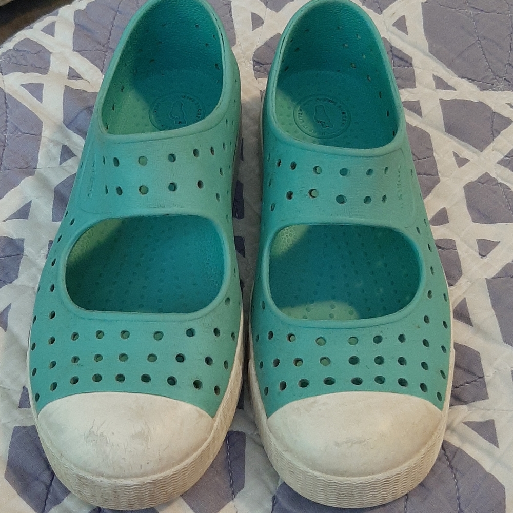 Native Mary Jane size 3